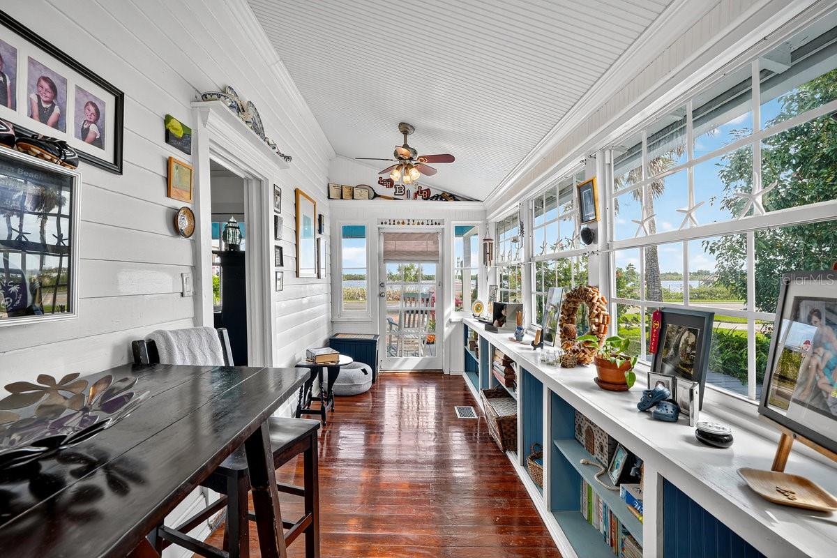 Image 24 of 52 For 500 Riverside Drive