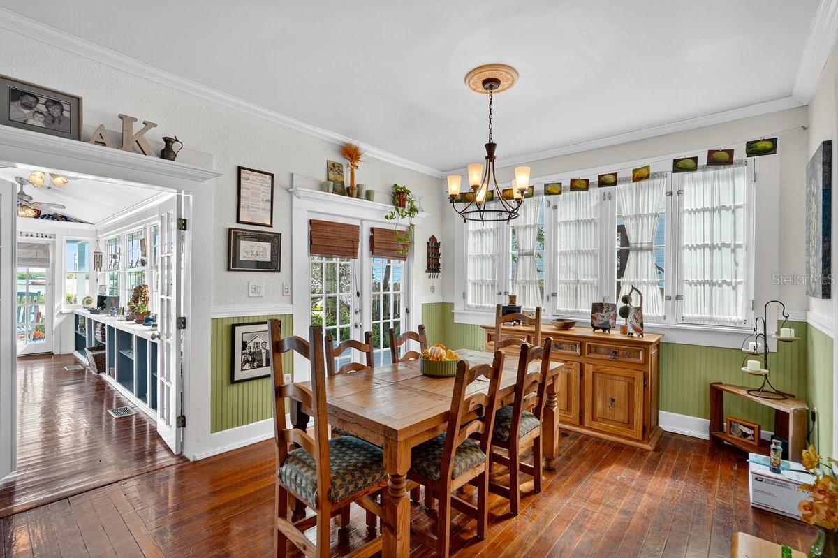 Image 25 of 52 For 500 Riverside Drive