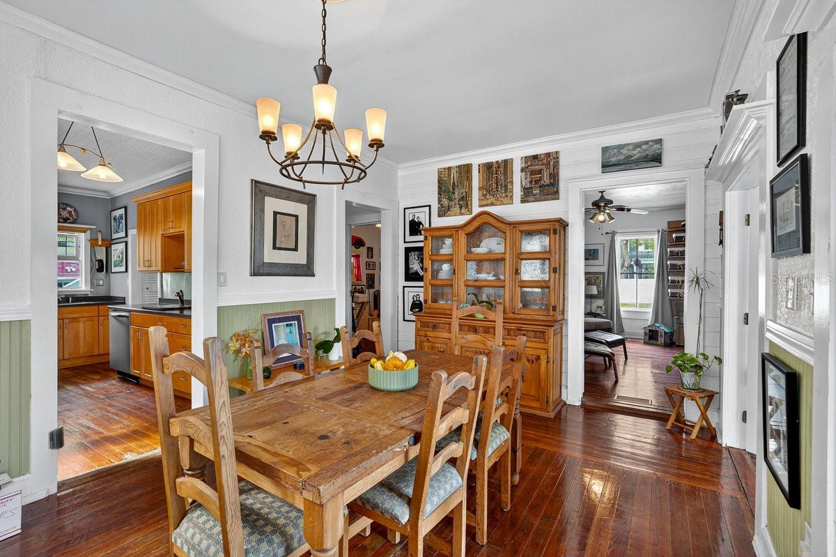 Image 26 of 52 For 500 Riverside Drive