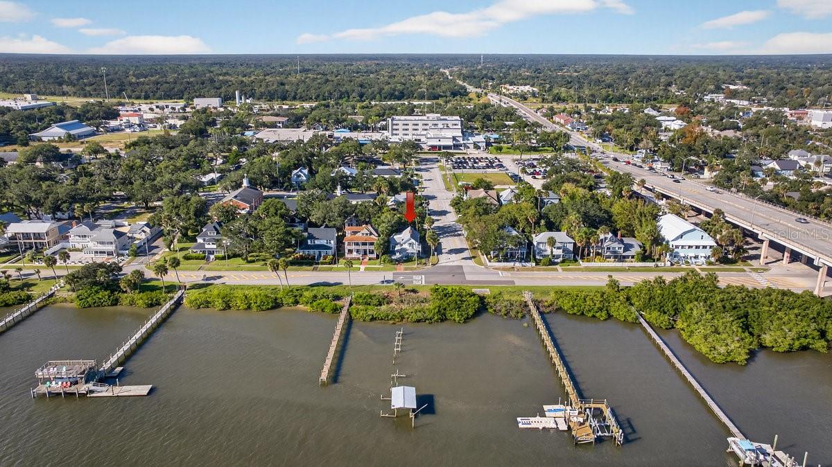 Image 6 of 52 For 500 Riverside Drive