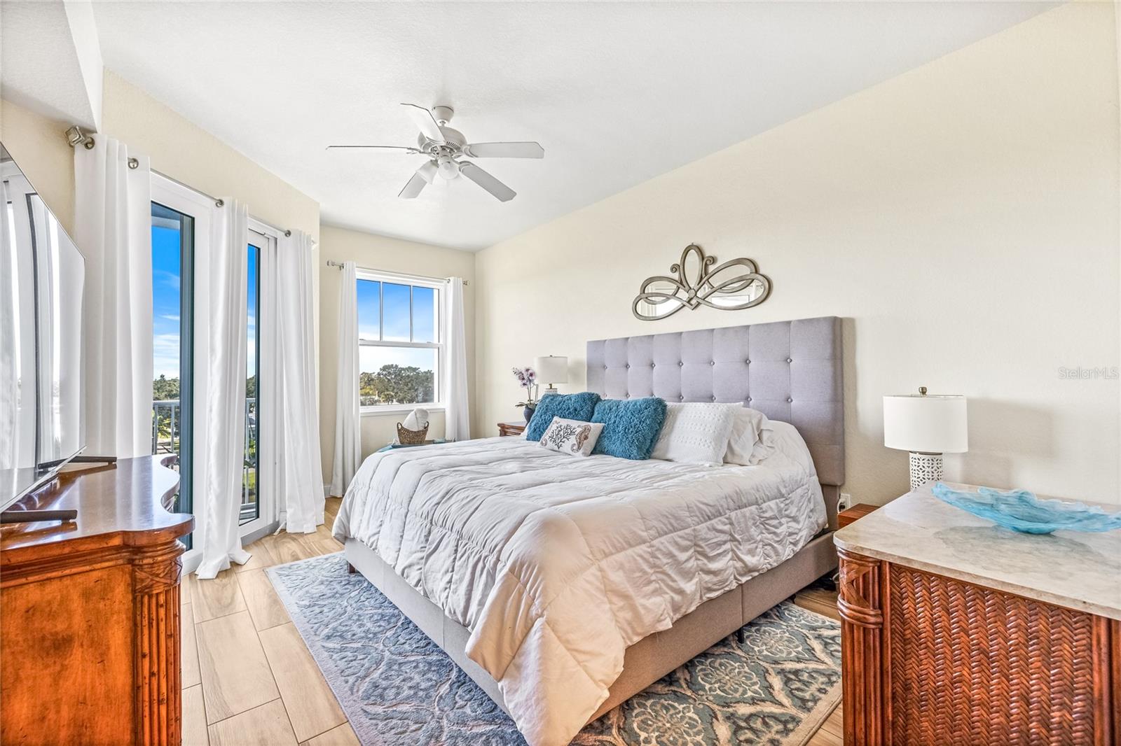 Image 13 of 56 For 3 Riverwalk Drive 3-506