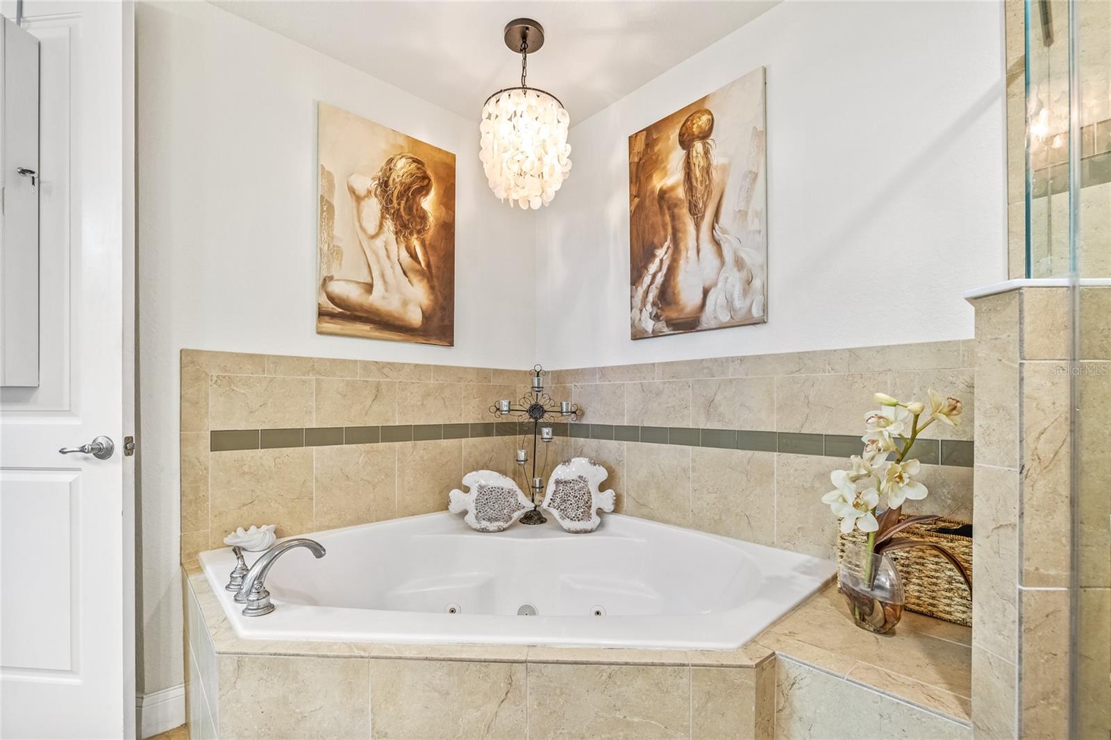 Image 18 of 56 For 3 Riverwalk Drive 3-506