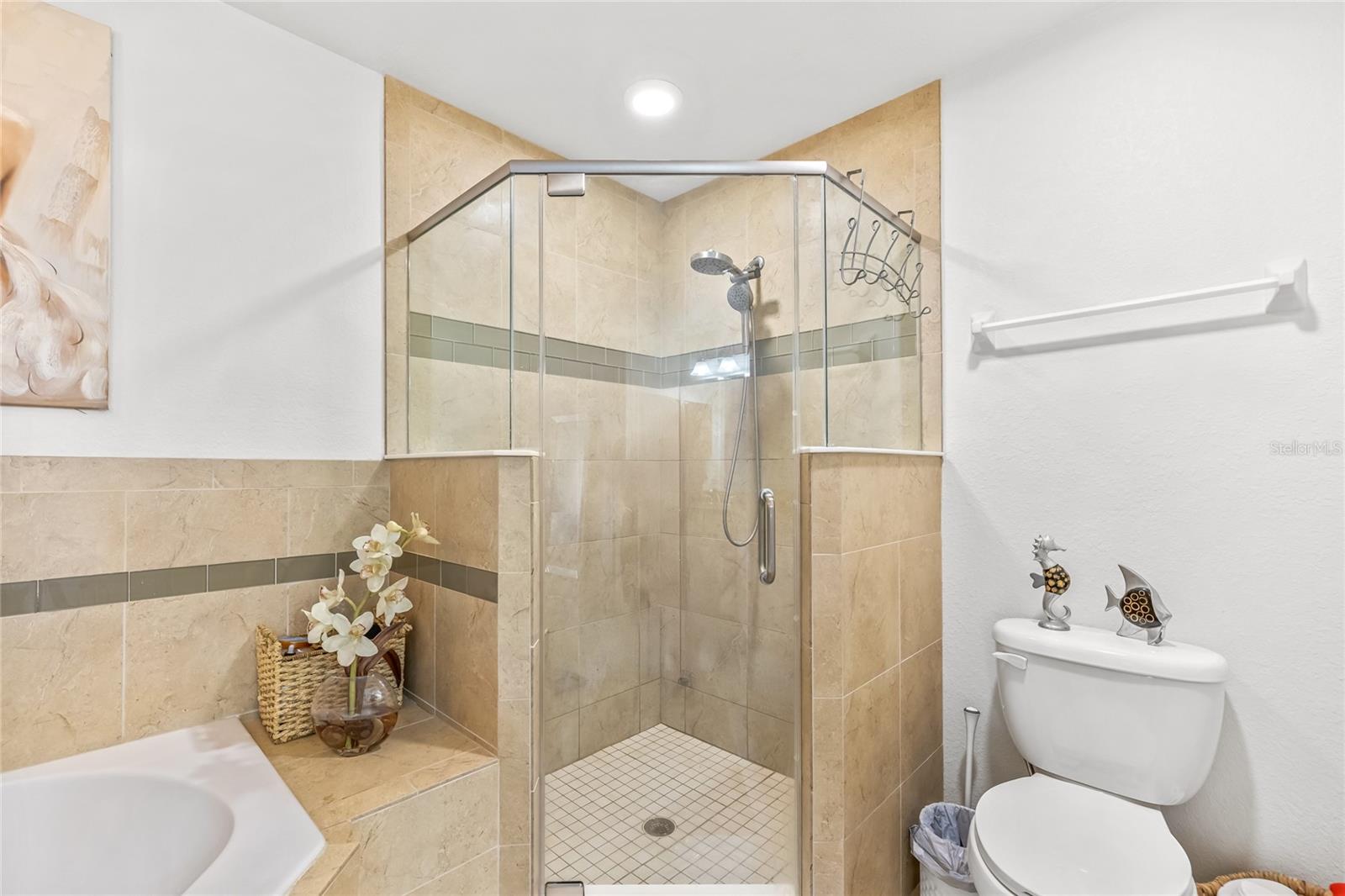 Image 19 of 56 For 3 Riverwalk Drive 3-506