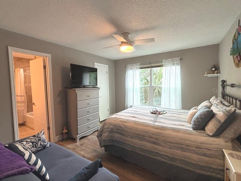 Image 3 of 23 For 1401 Palmetto Avenue 817