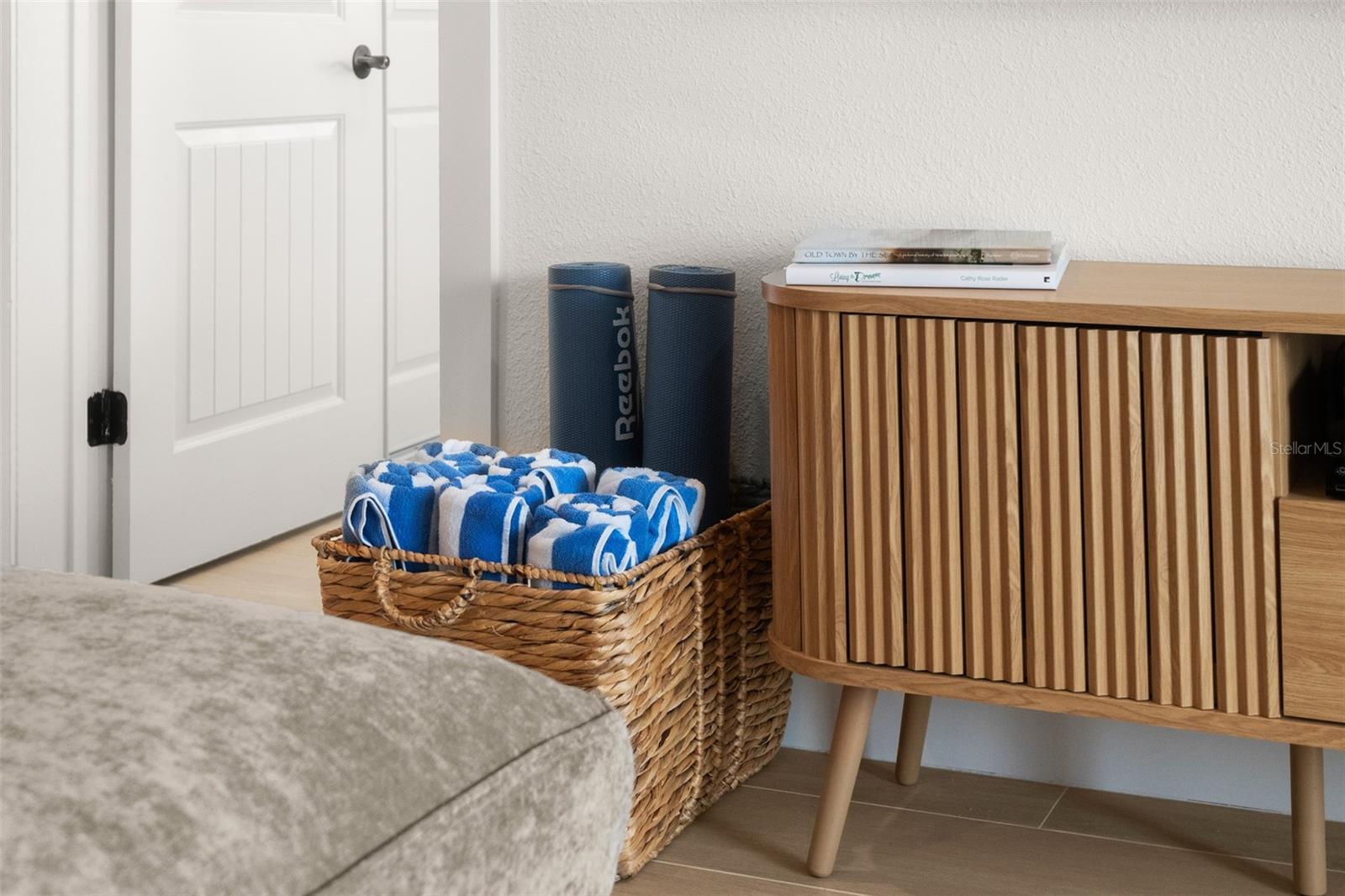 Image 28 of 48 For 4201 Atlantic Avenue 510