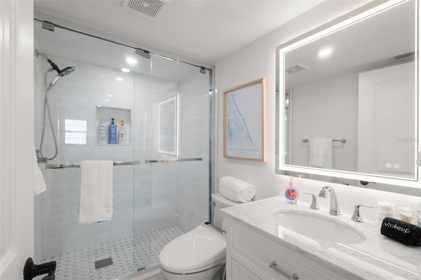 Image 31 of 48 For 4201 Atlantic Avenue 510