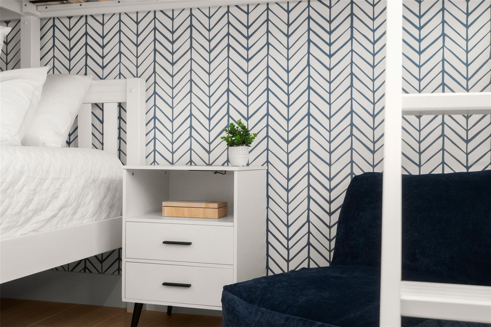 Image 33 of 48 For 4201 Atlantic Avenue 510