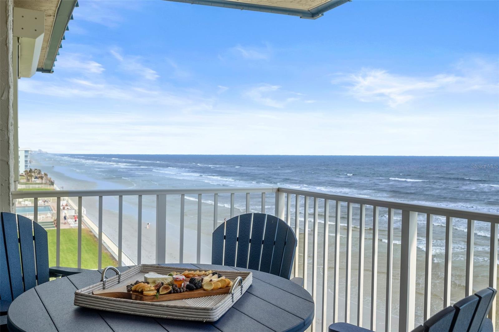 Image 6 of 48 For 4201 Atlantic Avenue 510