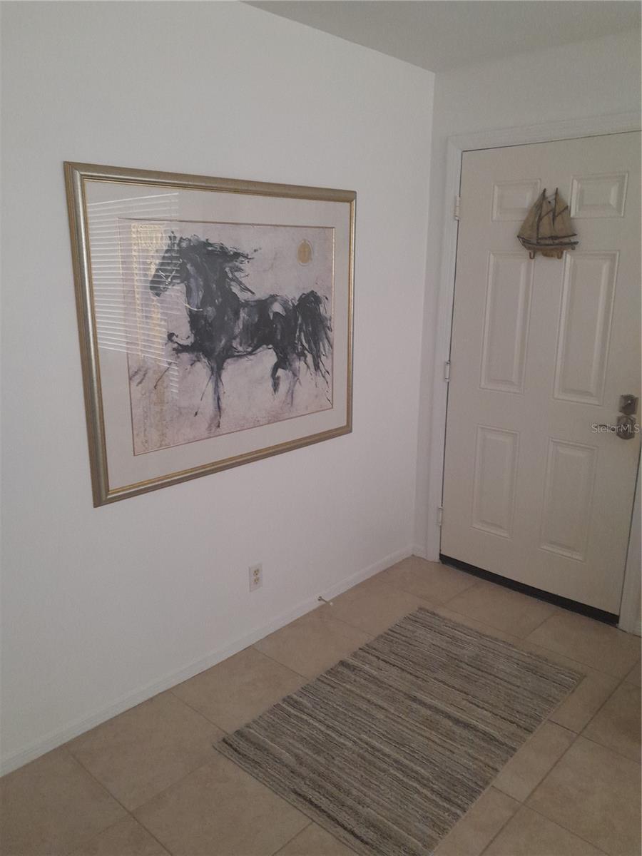 Image 5 of 24 For 4860 Atlantic Avenue 201