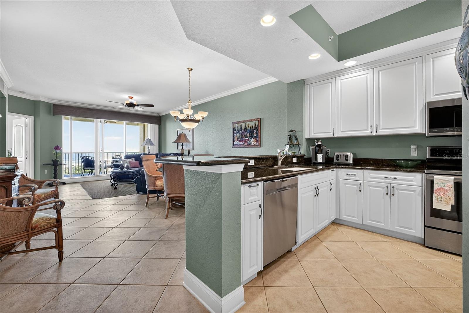 Image 11 of 44 For 250 Minorca Beach Way 904