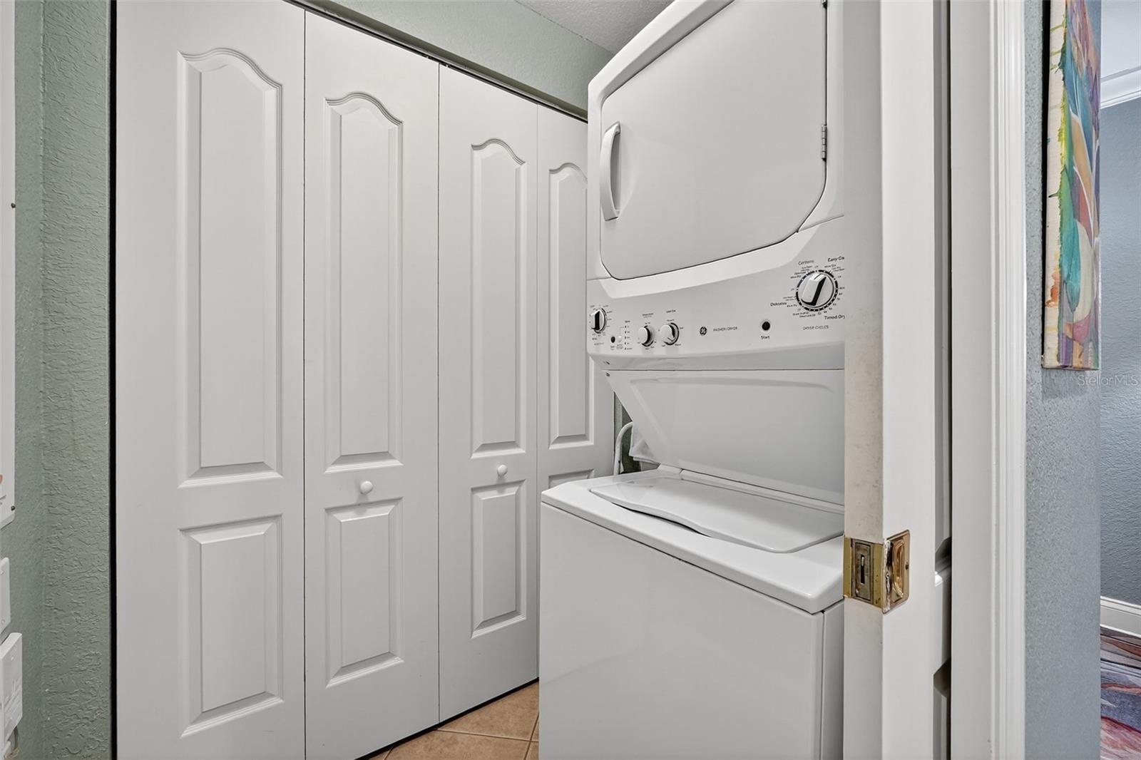 Image 18 of 44 For 250 Minorca Beach Way 904