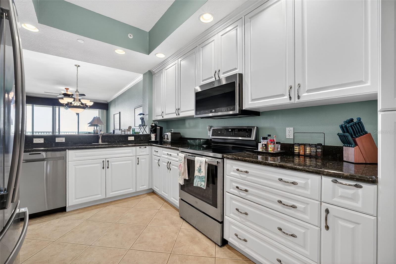 Image 21 of 44 For 250 Minorca Beach Way 904