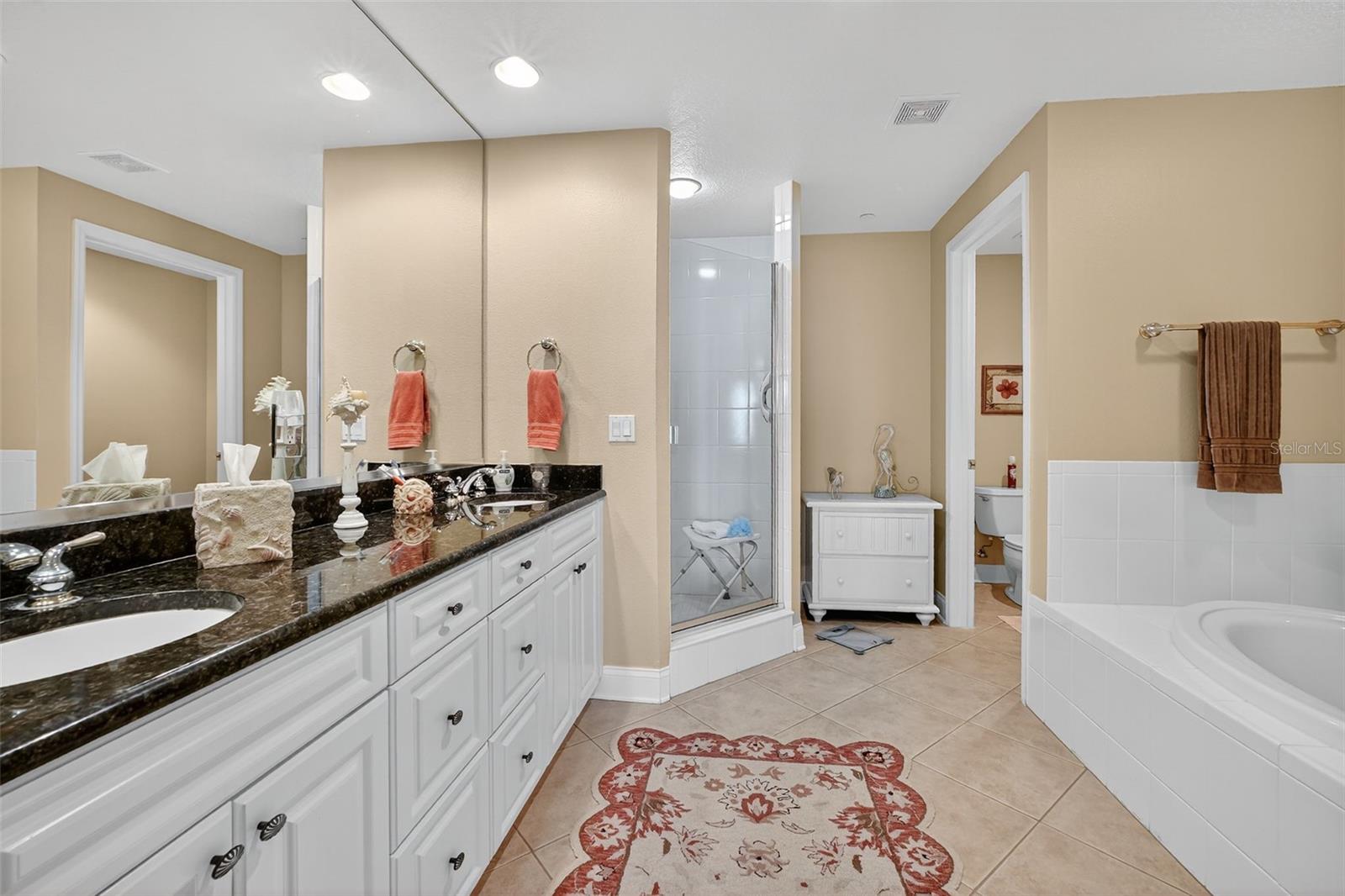 Image 26 of 44 For 250 Minorca Beach Way 904