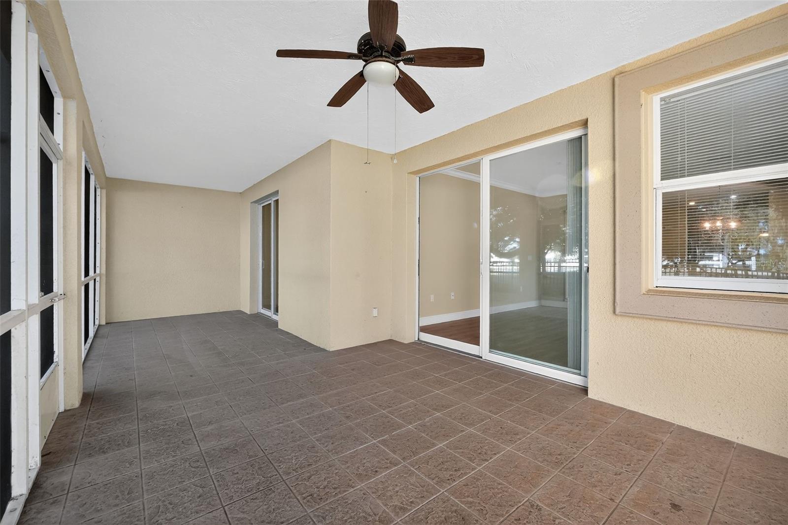 Image 16 of 54 For 115 Riverview Bend S 2112