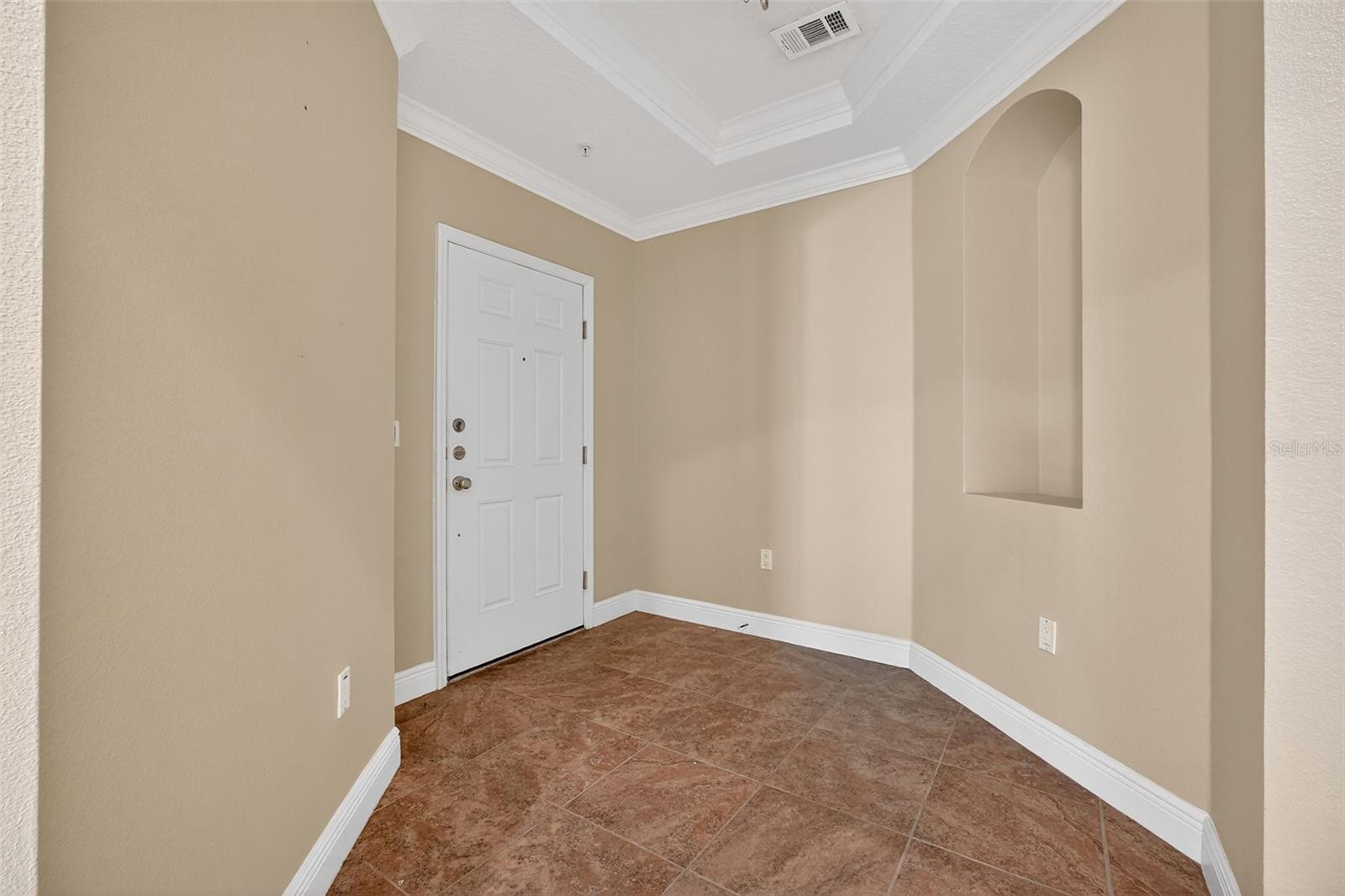 Image 3 of 54 For 115 Riverview Bend S 2112