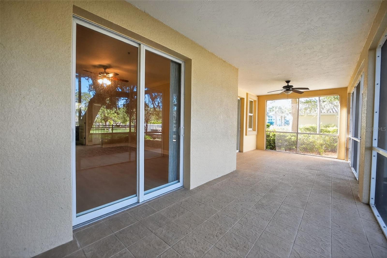 Image 30 of 54 For 115 Riverview Bend S 2112