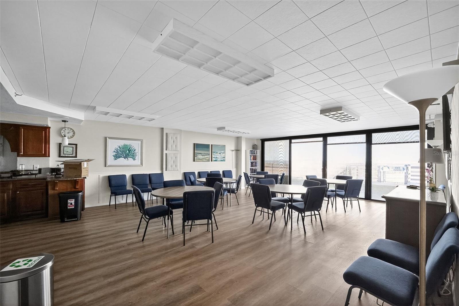 Image 31 of 69 For 4139 Atlantic Avenue S A 205