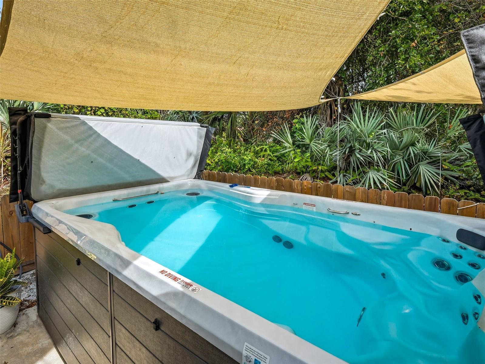 Image 17 of 62 For 200 Live Oak Lane