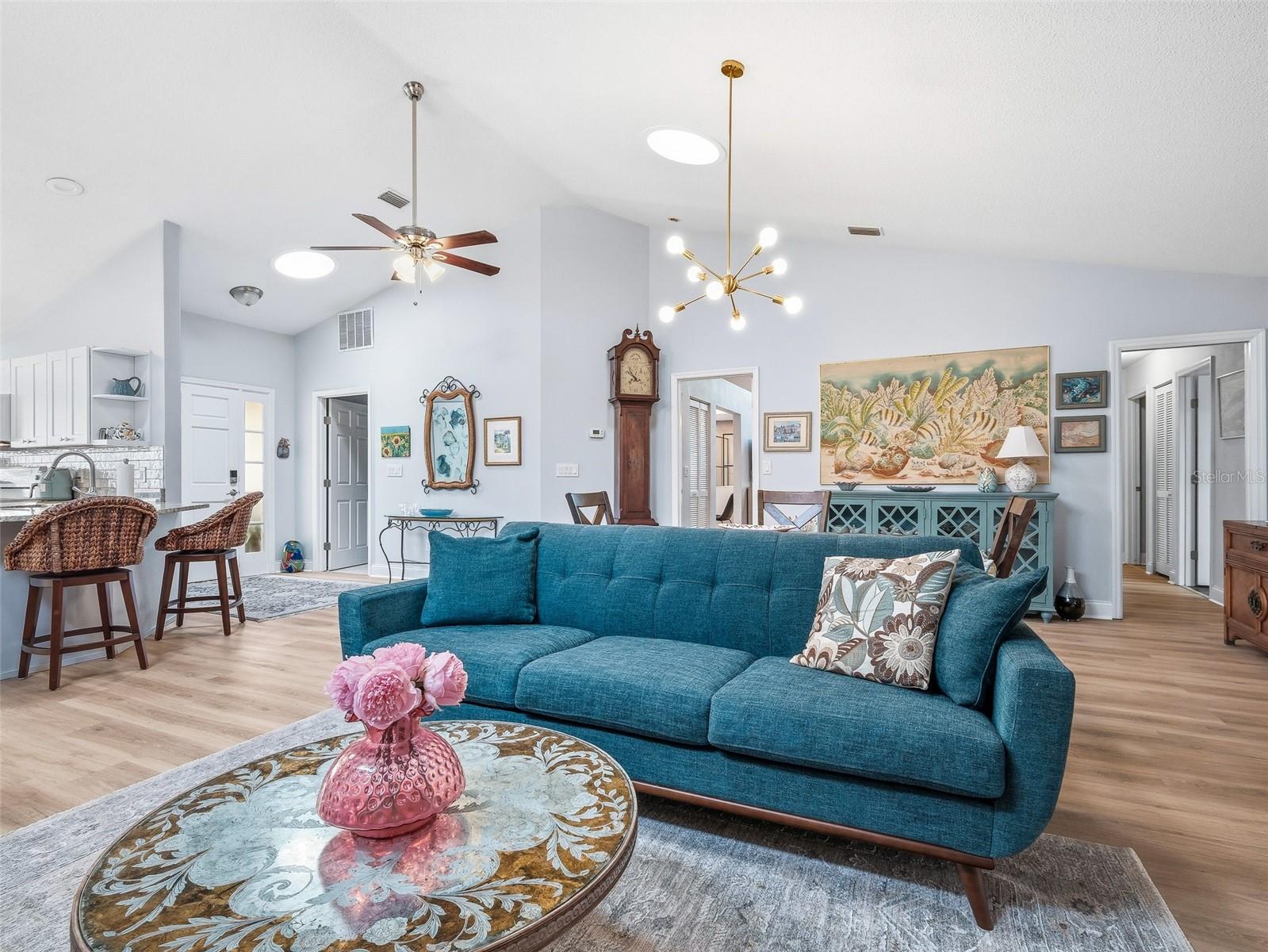 Image 26 of 62 For 200 Live Oak Lane