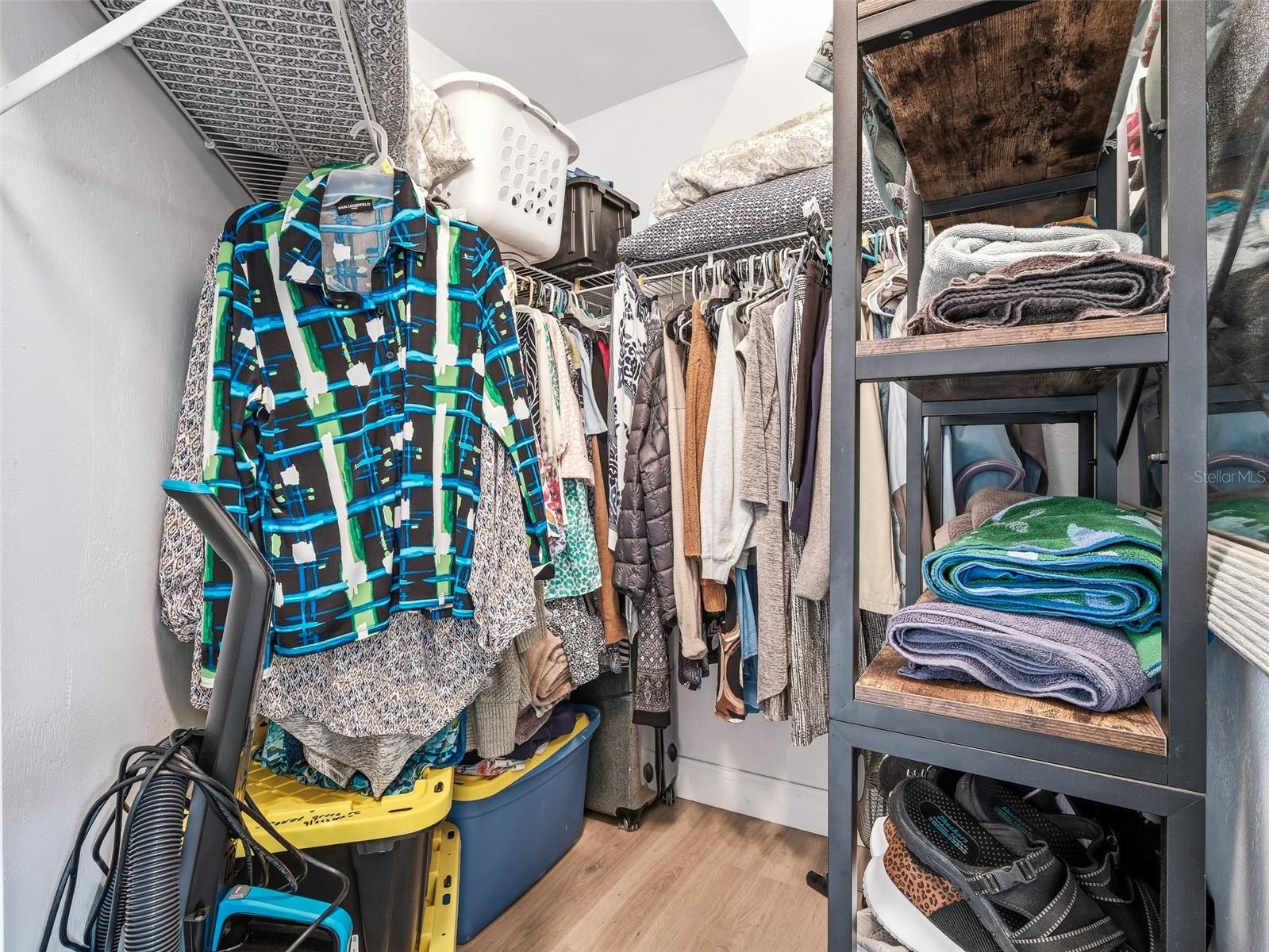 Image 44 of 62 For 200 Live Oak Lane