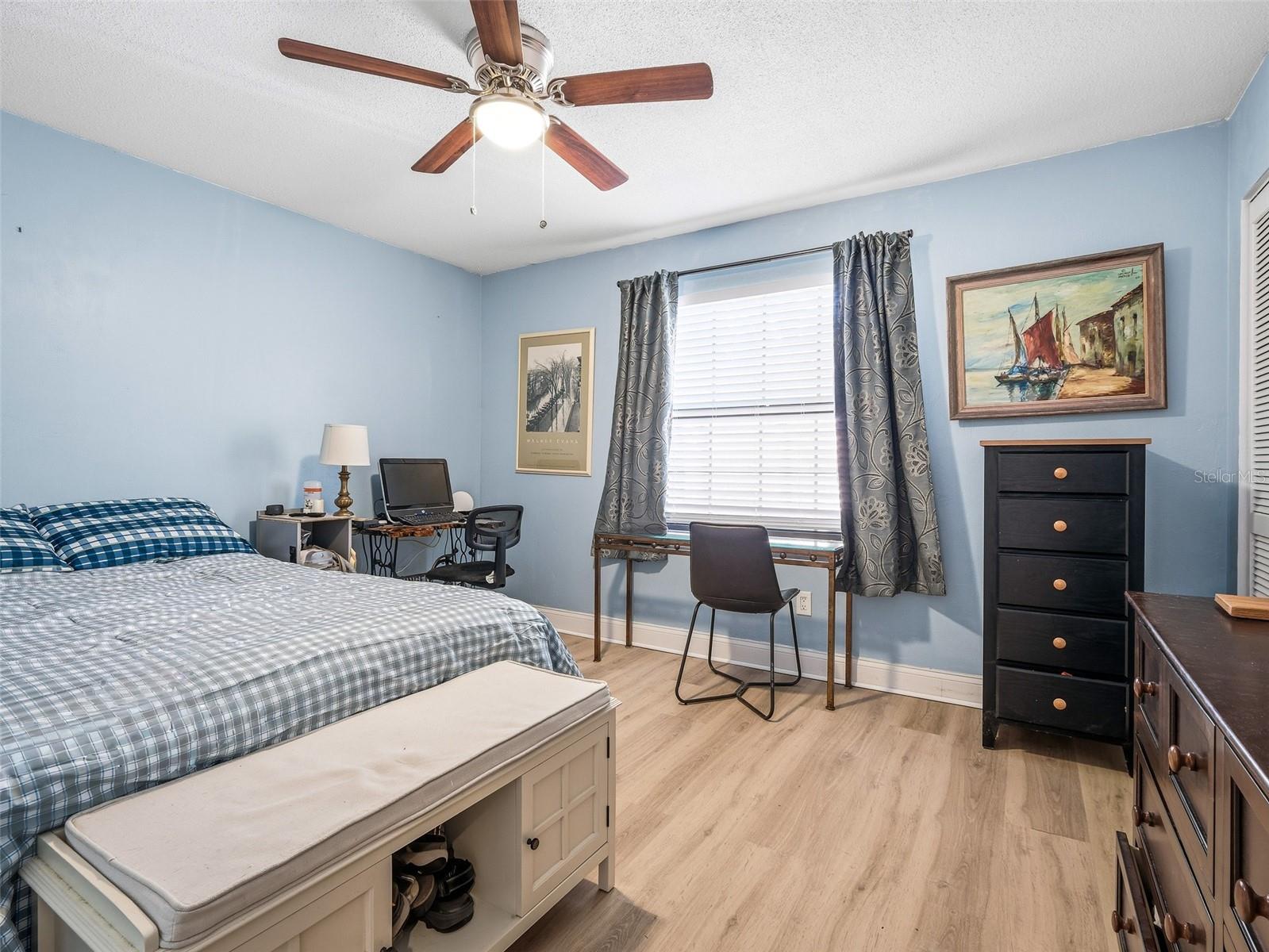 Image 46 of 62 For 200 Live Oak Lane