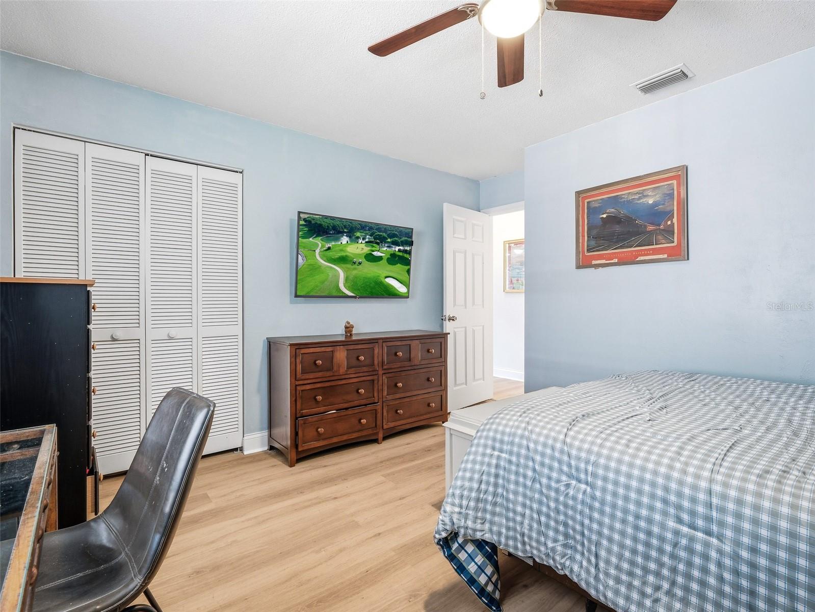 Image 47 of 62 For 200 Live Oak Lane