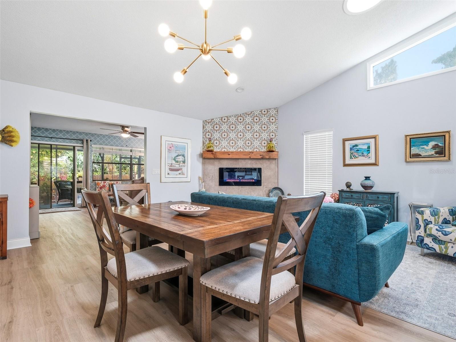 Image 8 of 62 For 200 Live Oak Lane