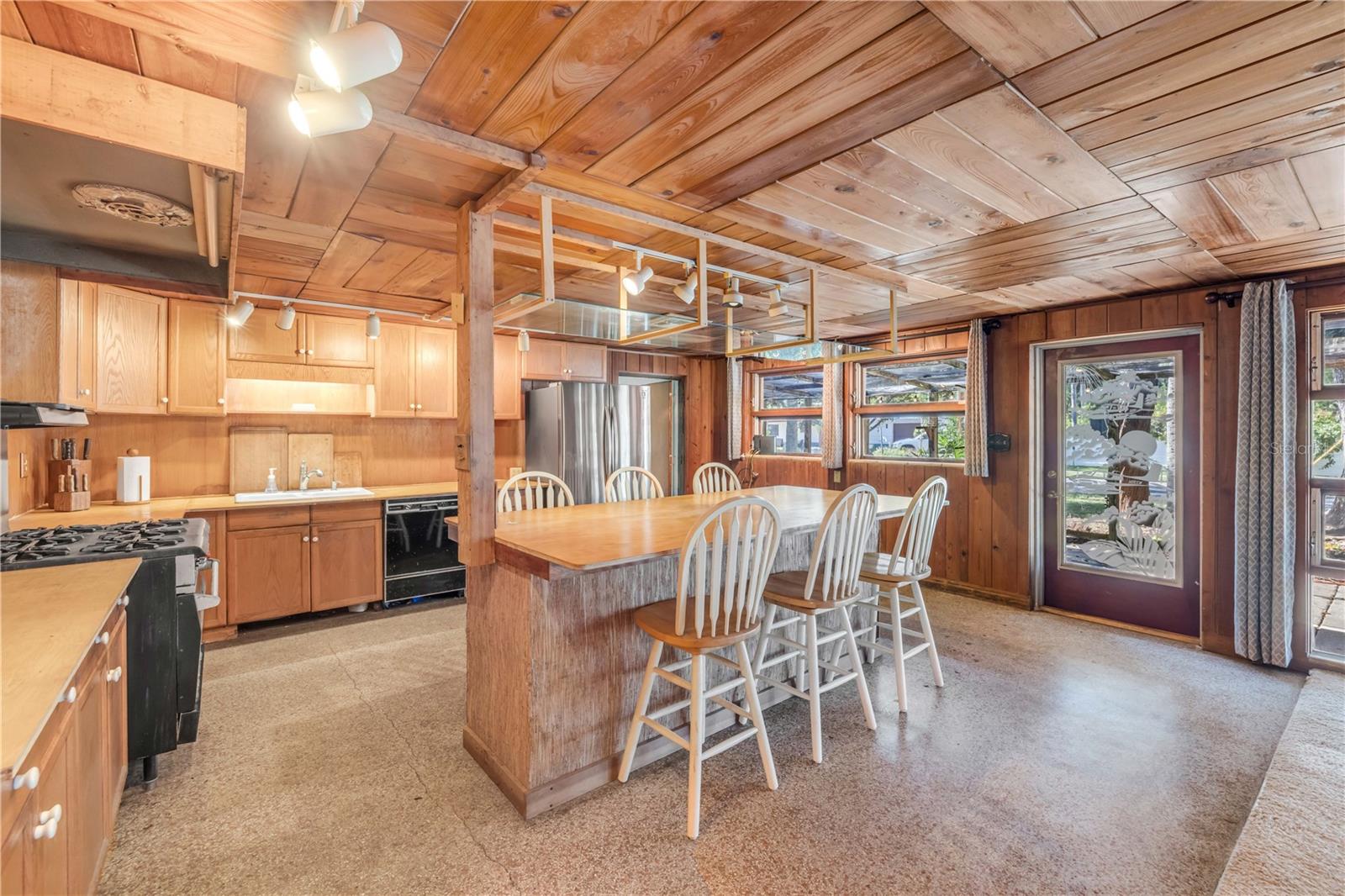 Image 18 of 42 For 601 Pine Street