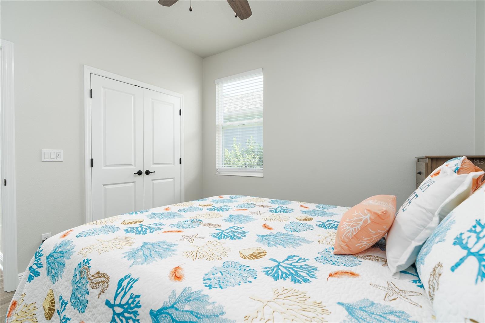 Image 29 of 66 For 3020 King Palm Drive