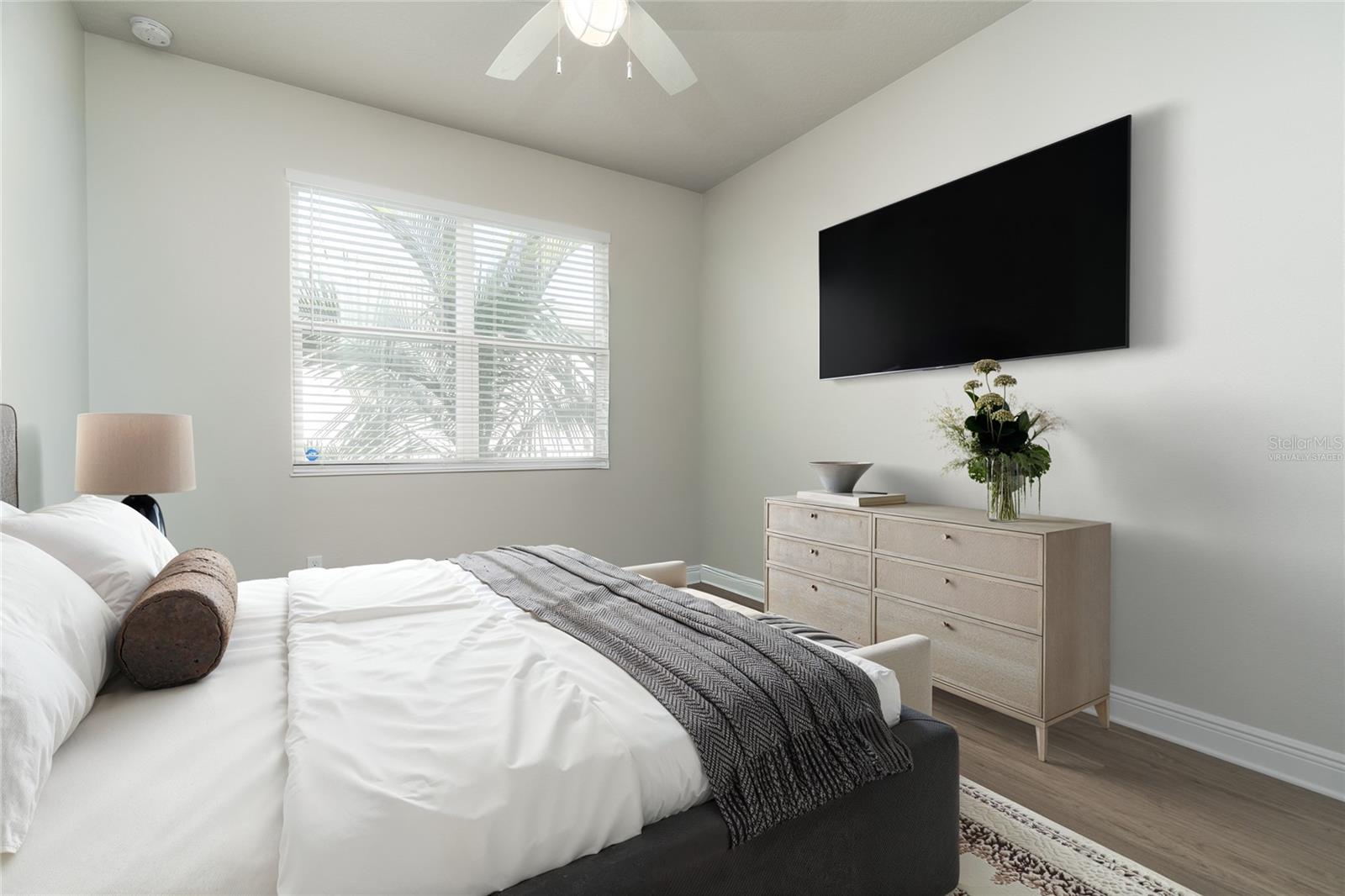 Image 35 of 66 For 3020 King Palm Drive