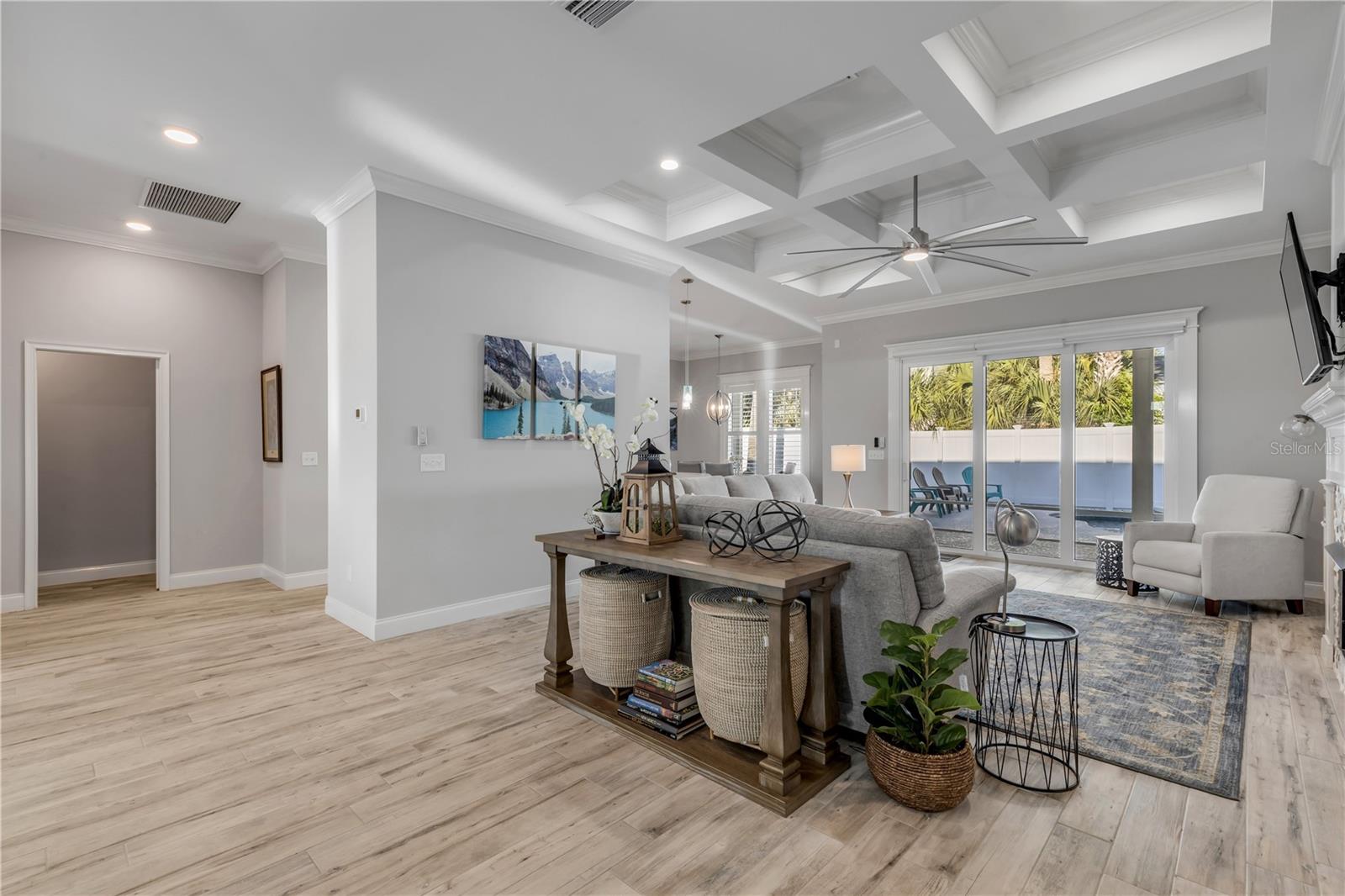 Image 14 of 83 For 4607 Atlantic Avenue