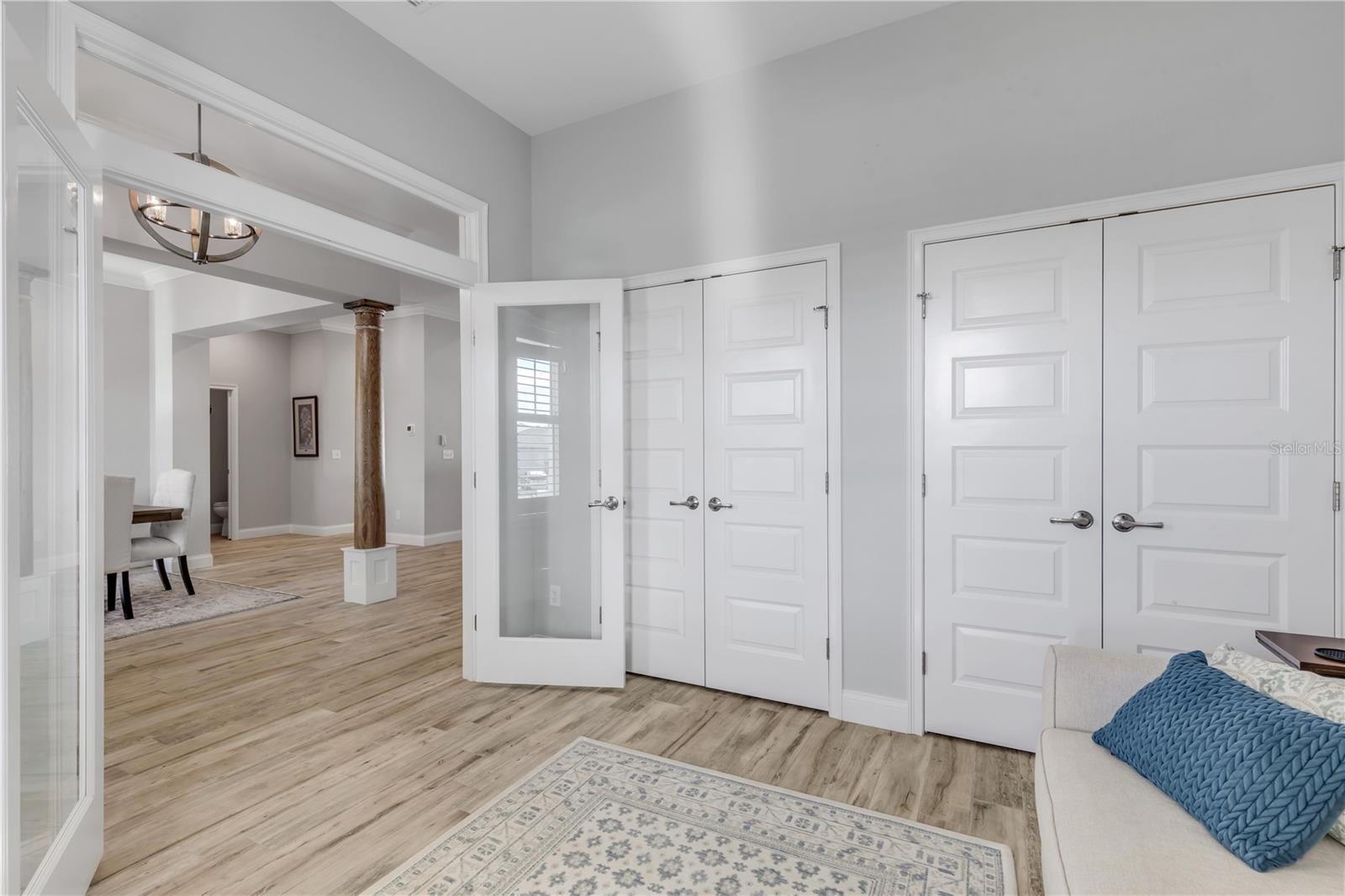 Image 43 of 83 For 4607 Atlantic Avenue