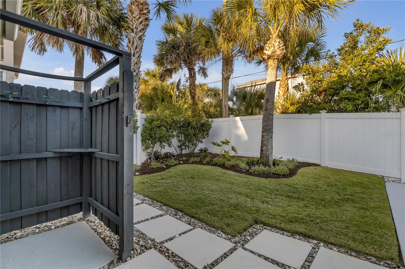 Image 82 of 83 For 4607 Atlantic Avenue