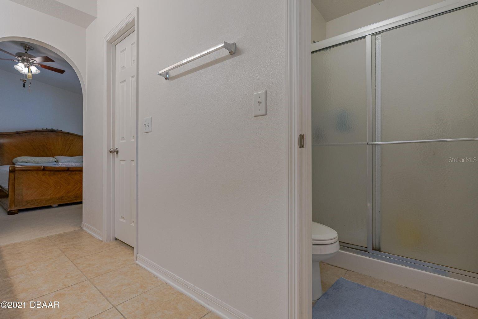 Image 15 of 27 For 3913 Sunset Cove Drive