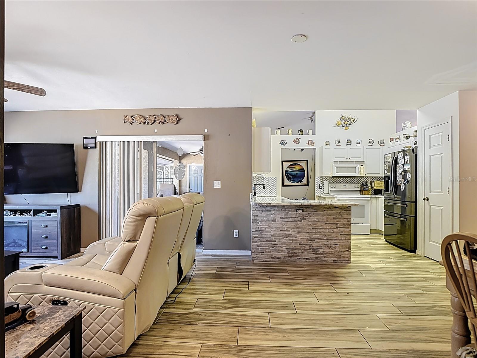 Image 14 of 31 For 260 14th Street Se