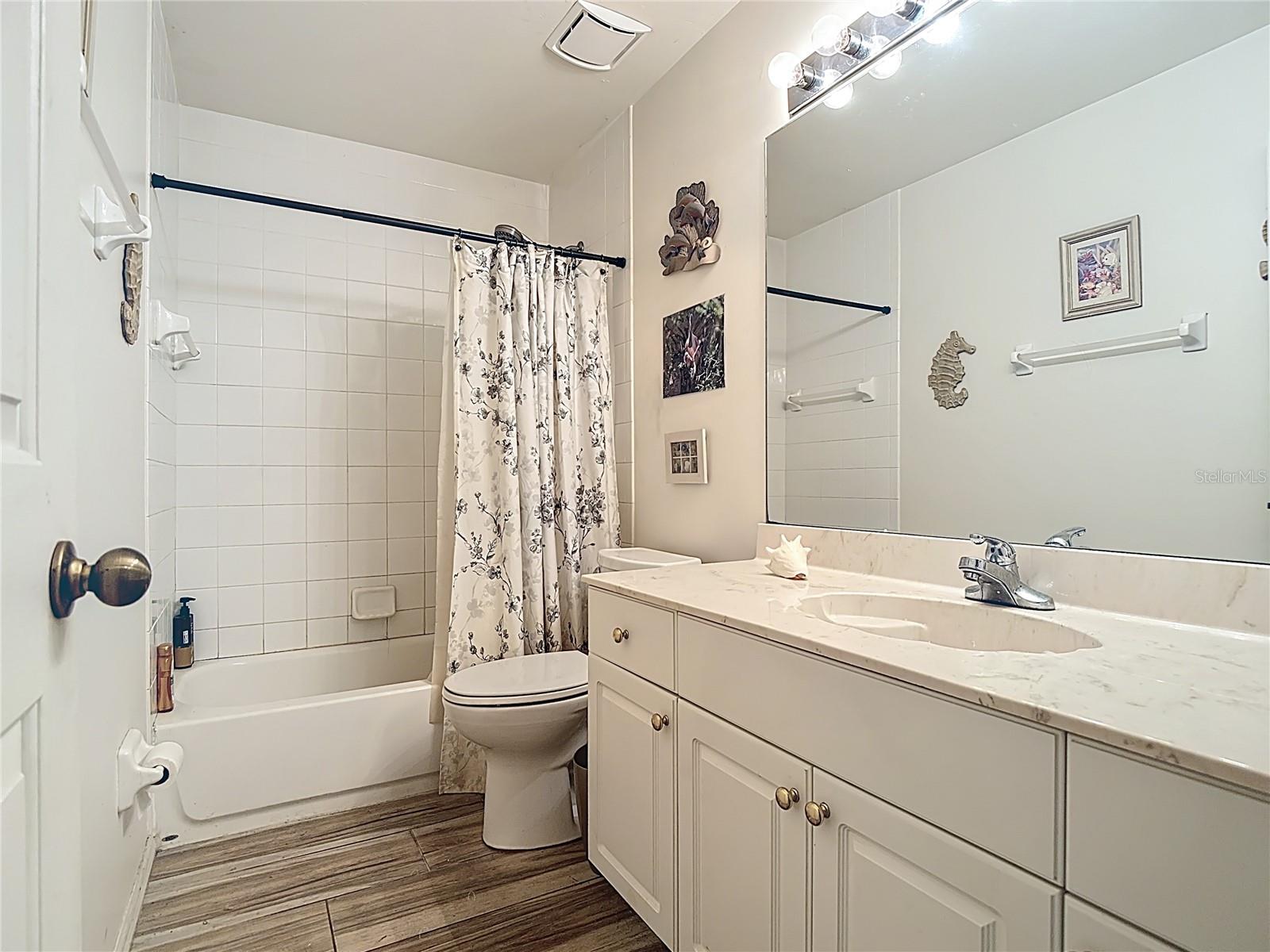 Image 22 of 31 For 260 14th Street Se