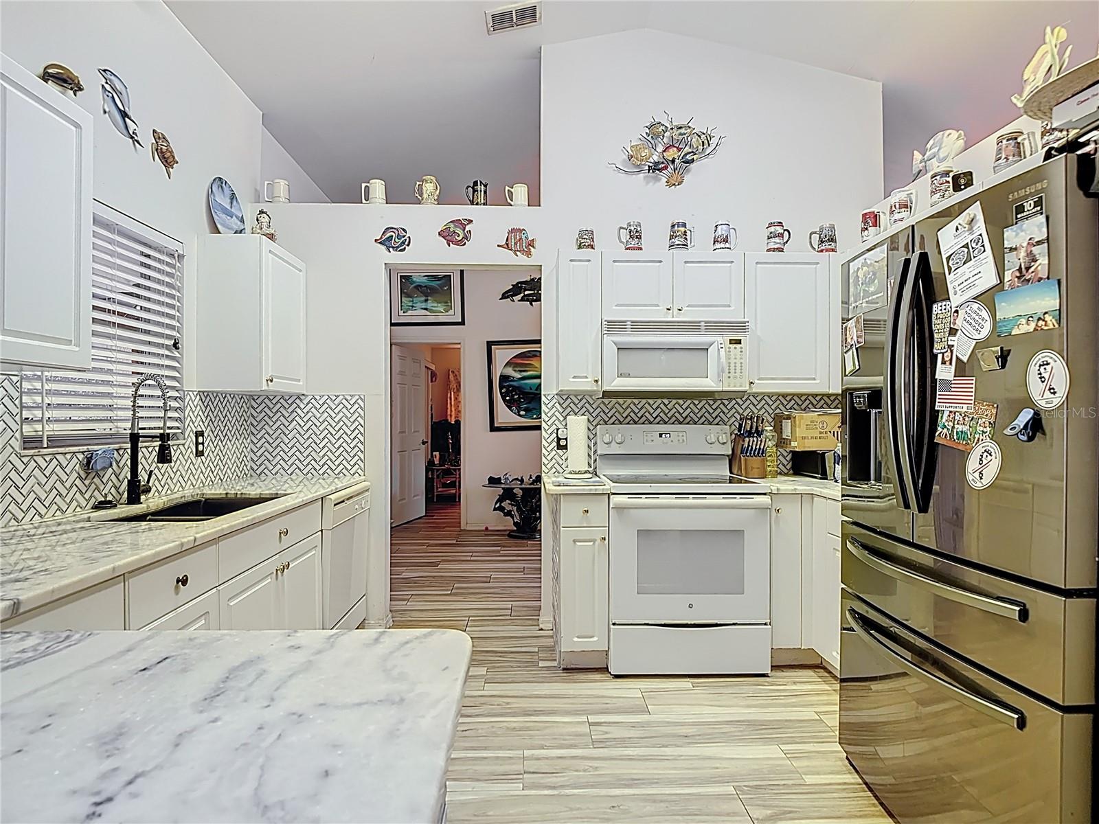 Image 7 of 31 For 260 14th Street Se