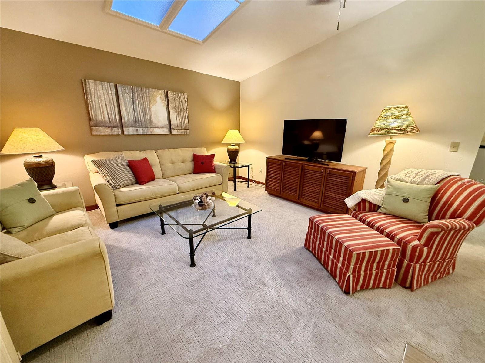 Listing Details for 222 Shangri La Circle, EDGEWATER, FL 32132