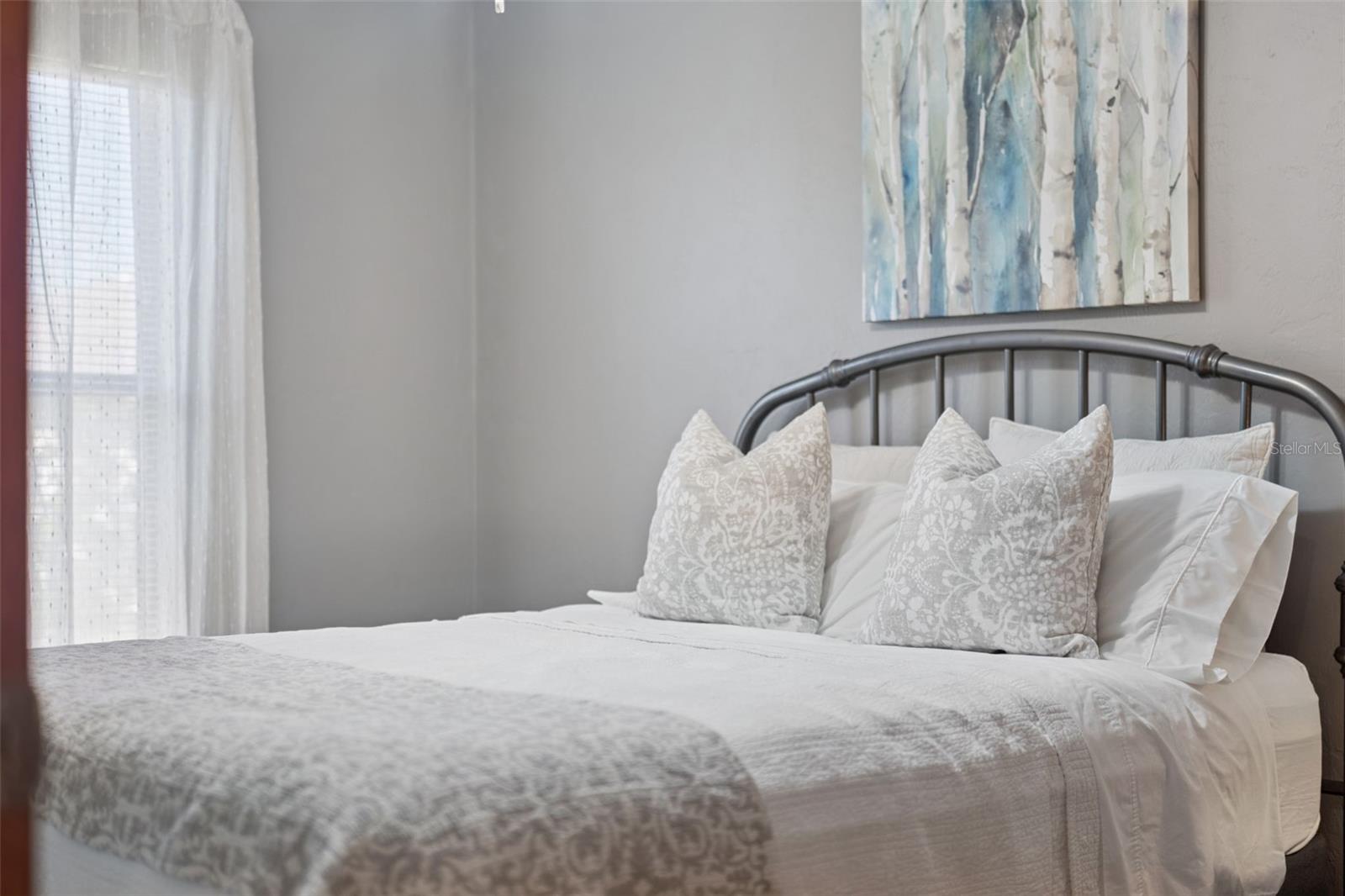 Image 17 of 42 For 222 Shangri La Circle