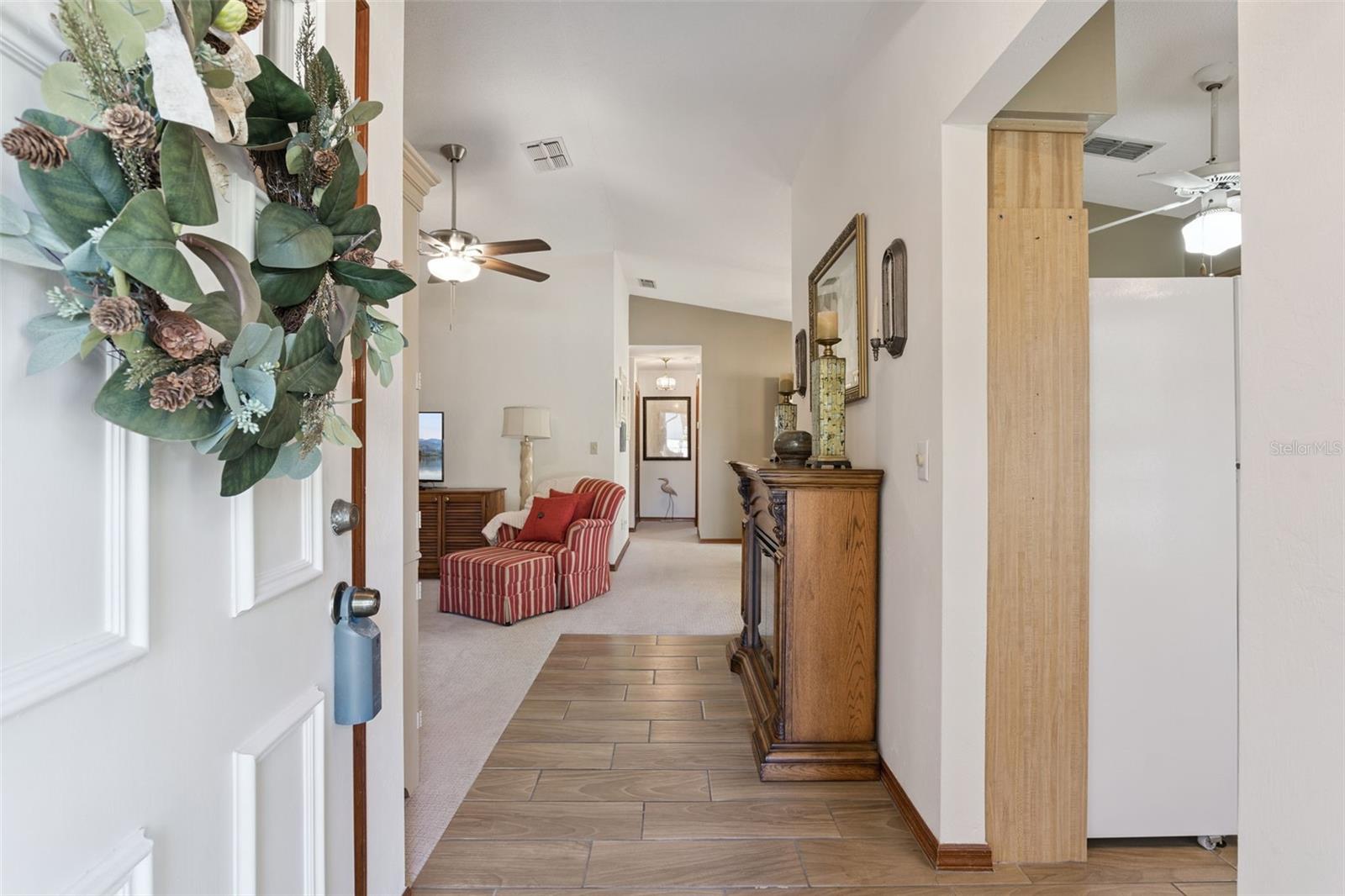 Image 23 of 42 For 222 Shangri La Circle