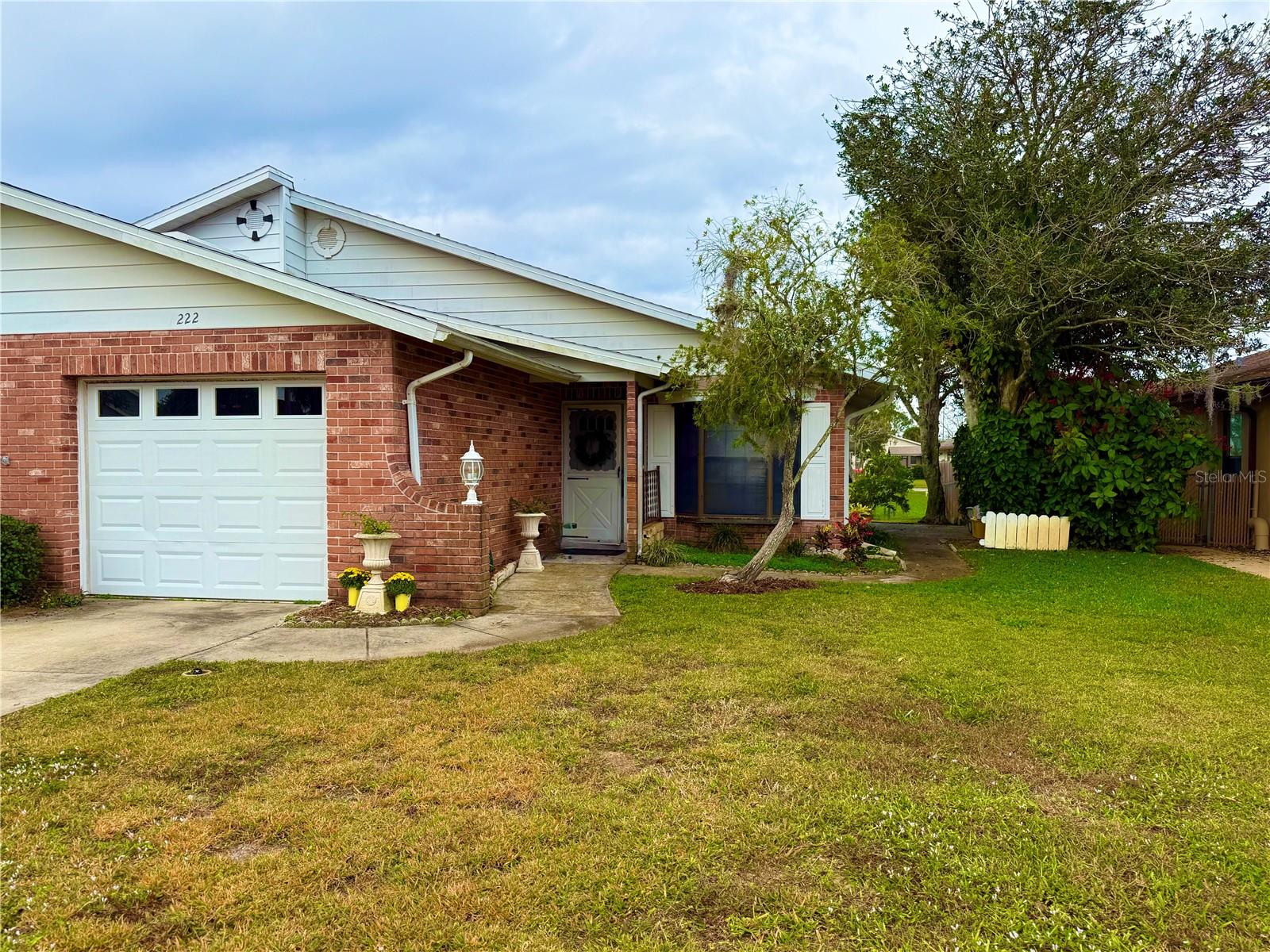 Image 3 of 5 For 222 Shangri La Circle