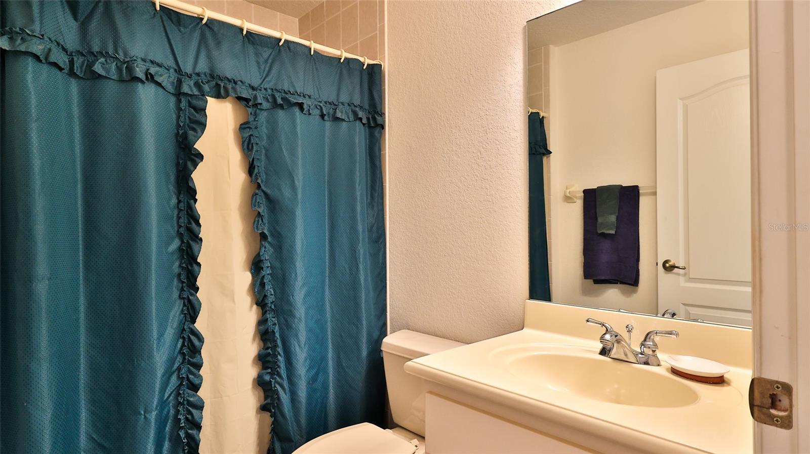 Image 29 of 51 For 552 Caro Court