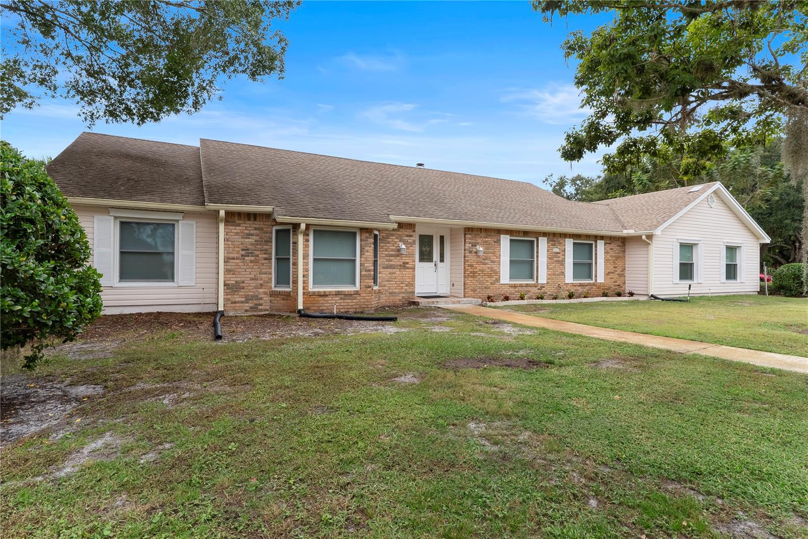 Image 12 of 41 For 3917 Lake Mira Drive