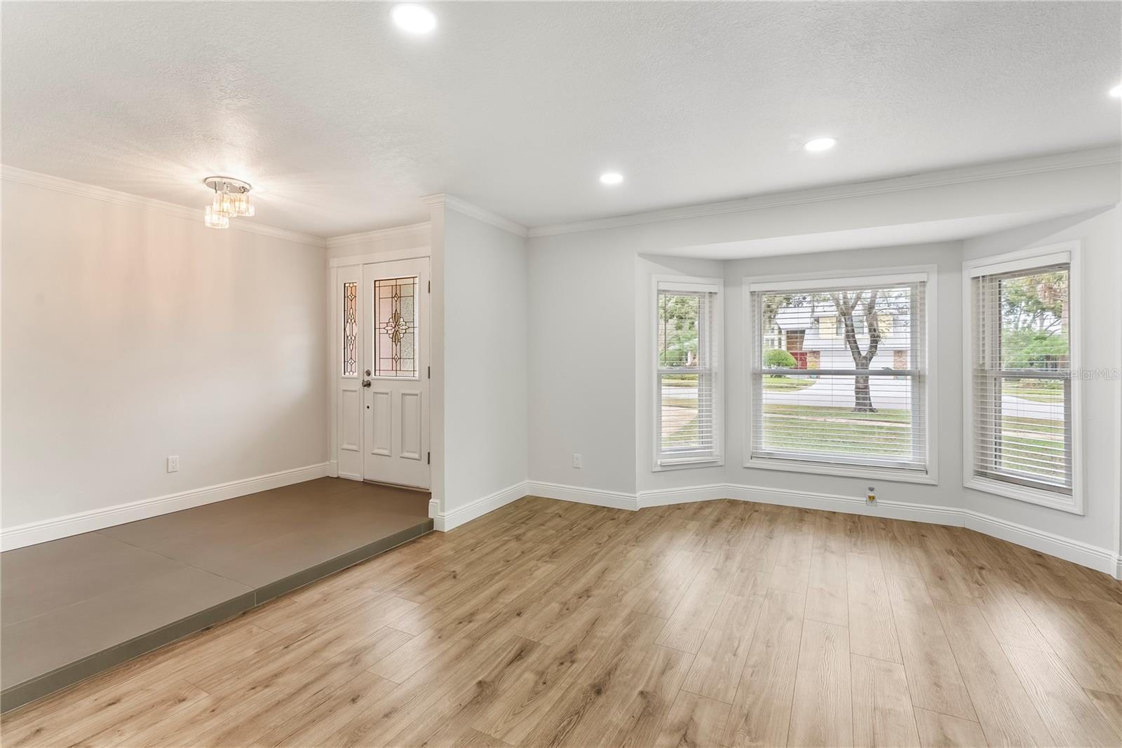 Image 15 of 41 For 3917 Lake Mira Drive