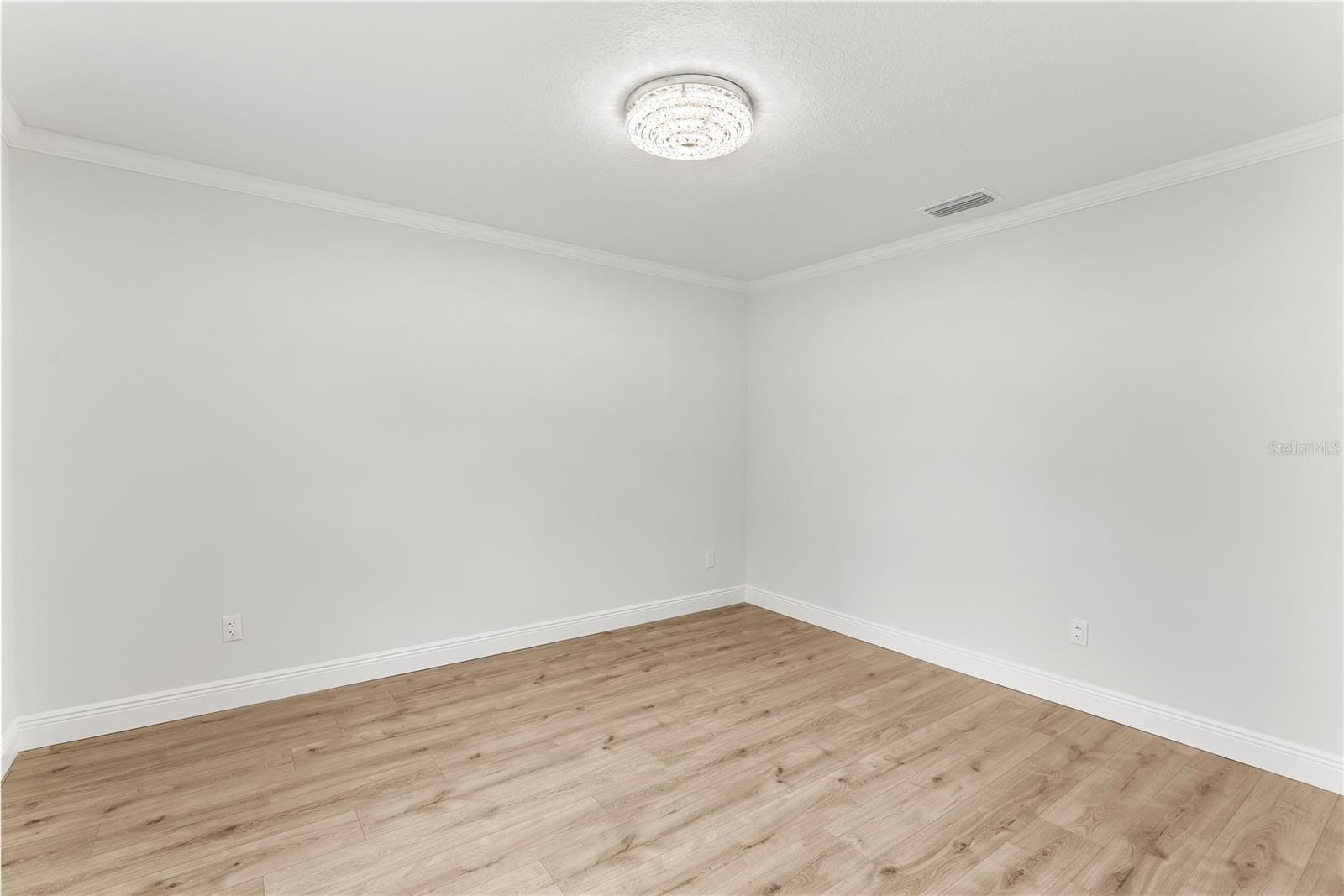 Image 17 of 41 For 3917 Lake Mira Drive