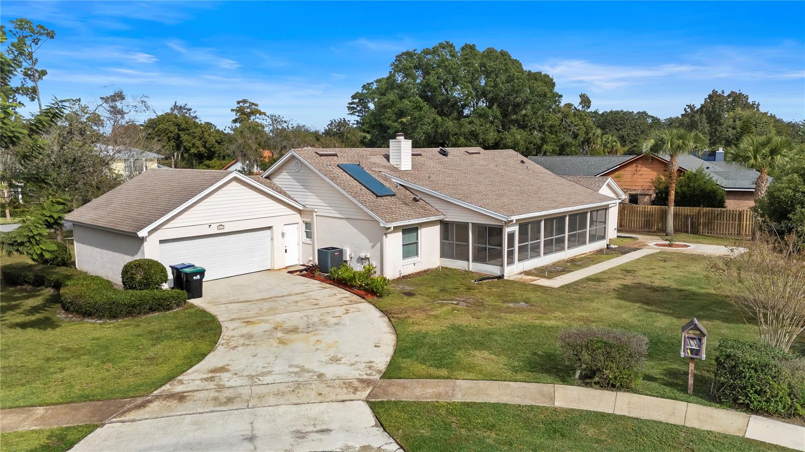 Image 5 of 41 For 3917 Lake Mira Drive