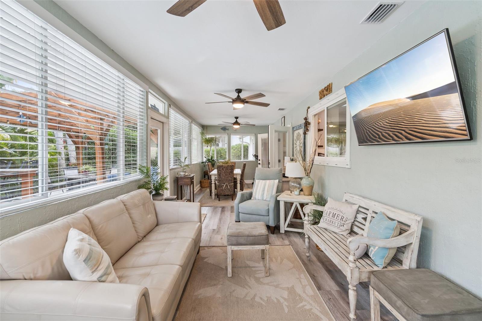 Image 18 of 35 For 75 Calumet Avenue