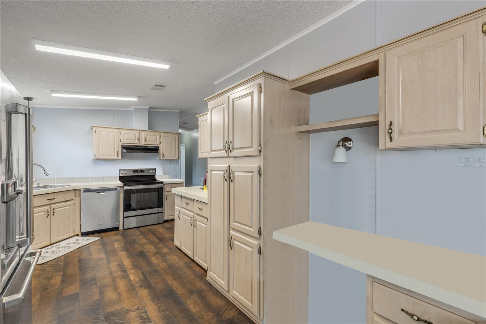 Image 4 of 23 For 4612 Nellie Street