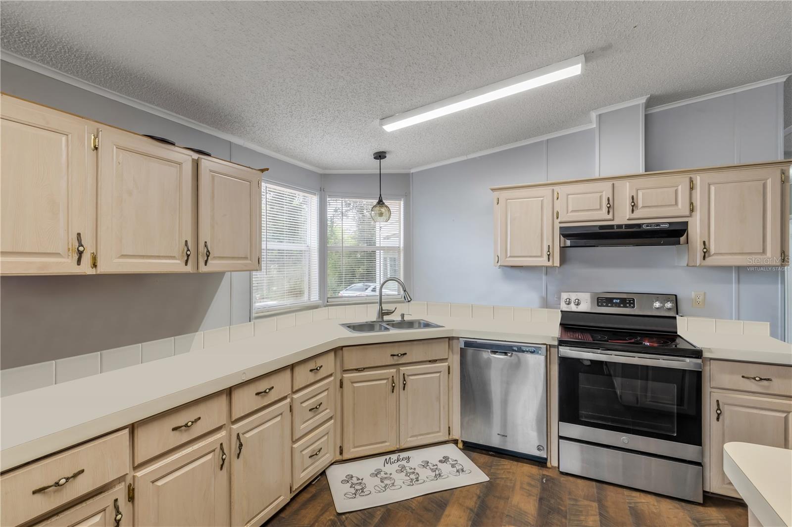 Image 7 of 23 For 4612 Nellie Street