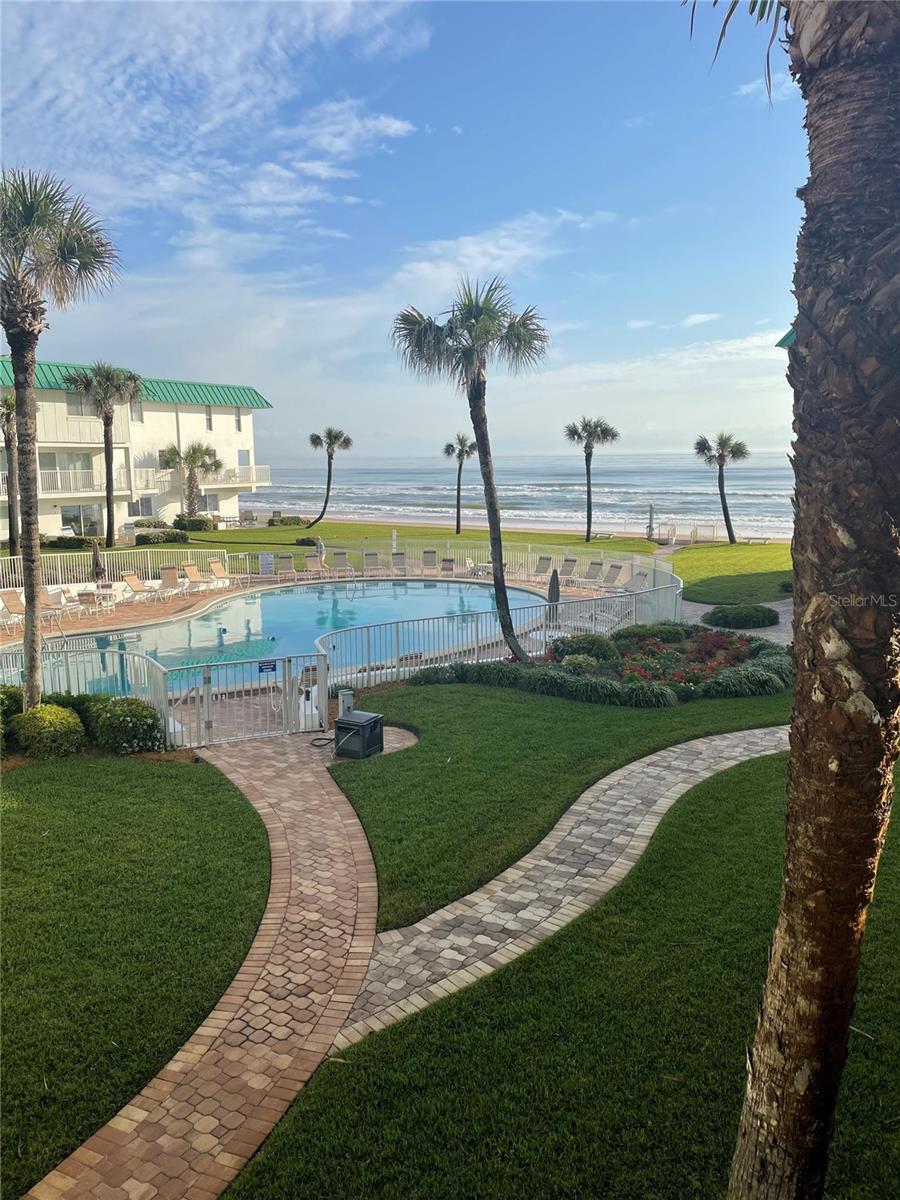 Listing Details for 815 Ocean Shore Boulevard 5b, ORMOND BEACH, FL 32176